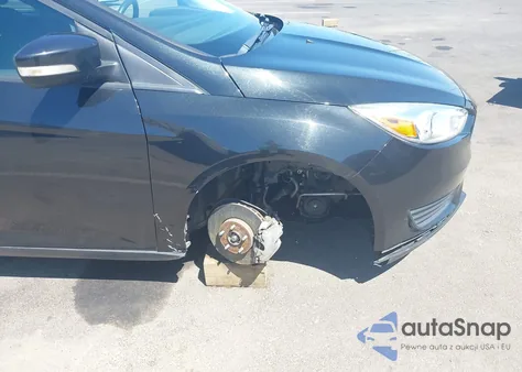 2015 Ford Focus Se z USA, uszkodzony, nr VIN 1FADP3K22FL342091